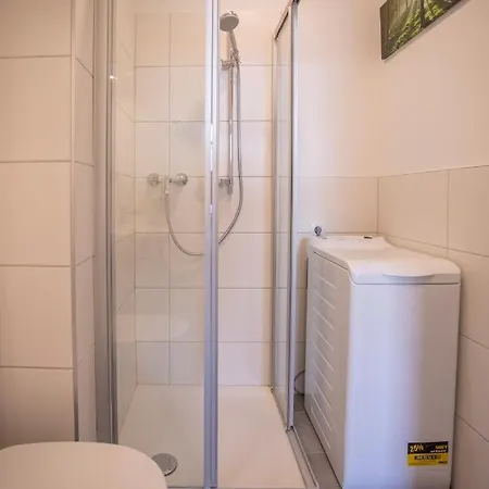 + 1 Free Parking Spot インスブルック